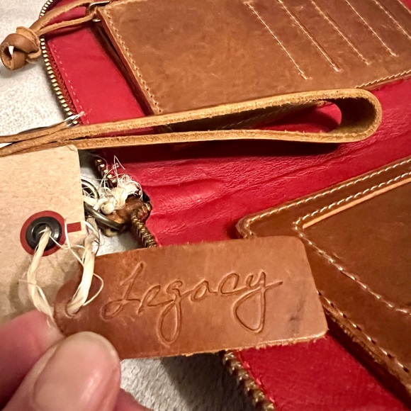 Oak River Wallet, Brown distressed, Genuine Leather - Picture 10 of 13